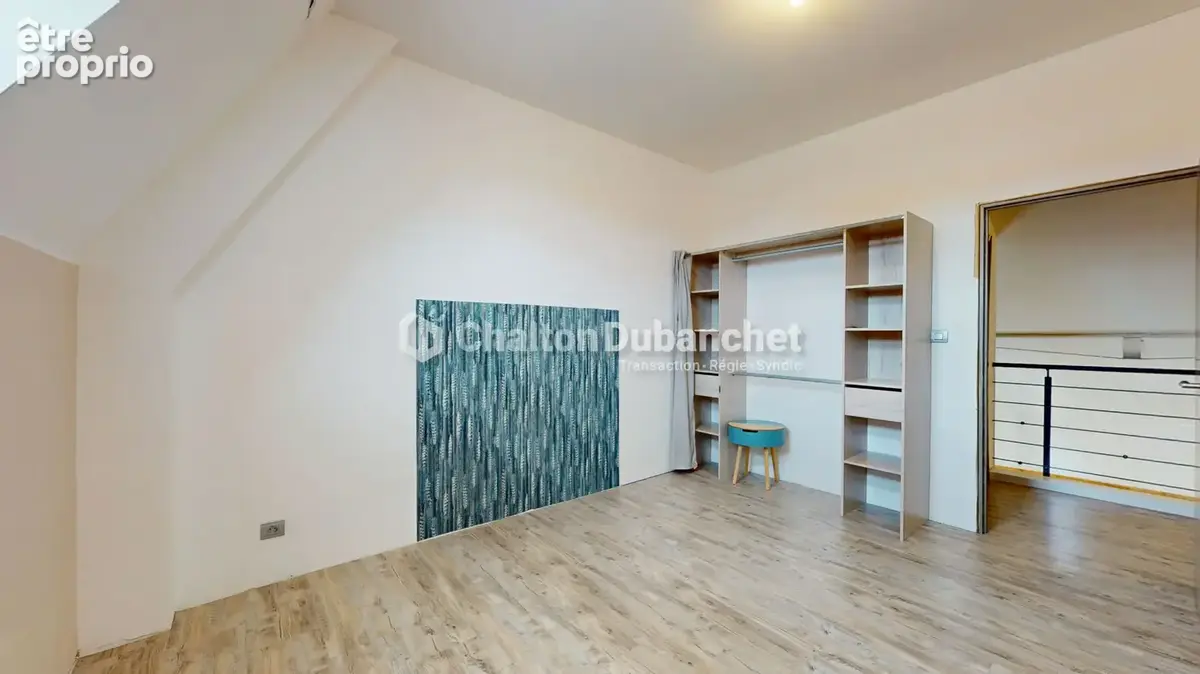 ROANNE - LOFT de 165 m² habitable - 130 m² de dépendance - photo 9