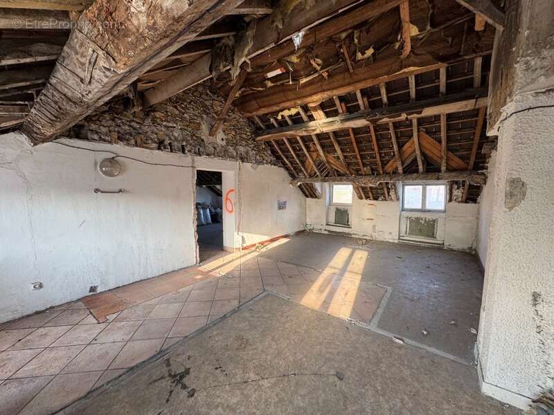 Maison à EMERAINVILLE