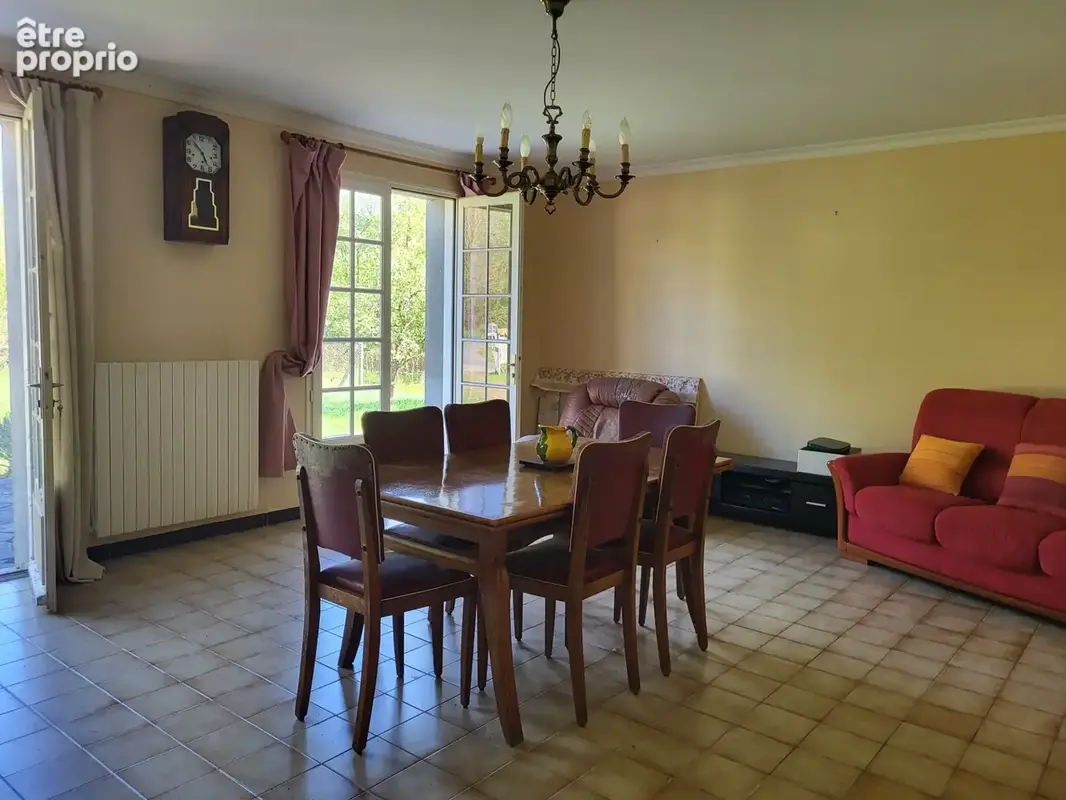 Maison à vendre 6 pièces MONCONTOUR (86) terrain 1824 m² - photo 5