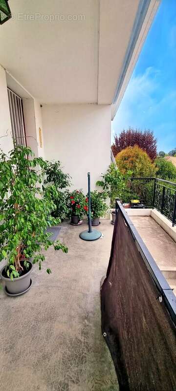 Exclusivite  : maison sur jardin louee 720 € / mois - photo 11