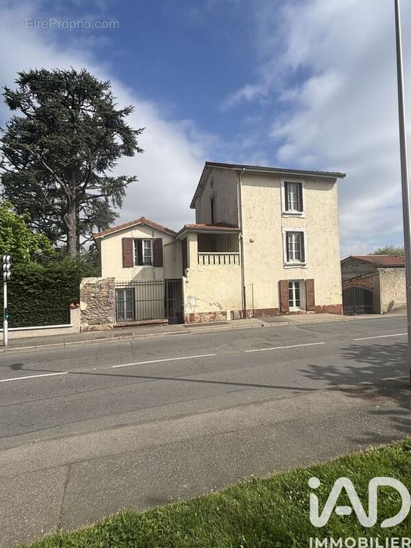 Photo 1 - Maison à SAINT-CHAMOND