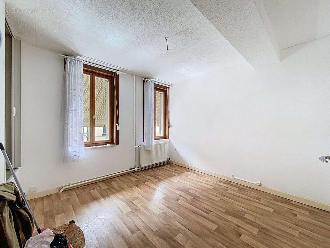 Appartement à LE CATEAU-CAMBRESIS