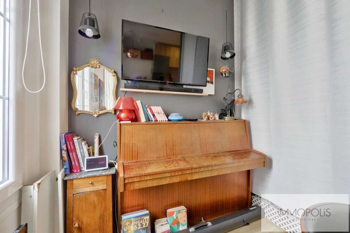 Appartement à PARIS-18E