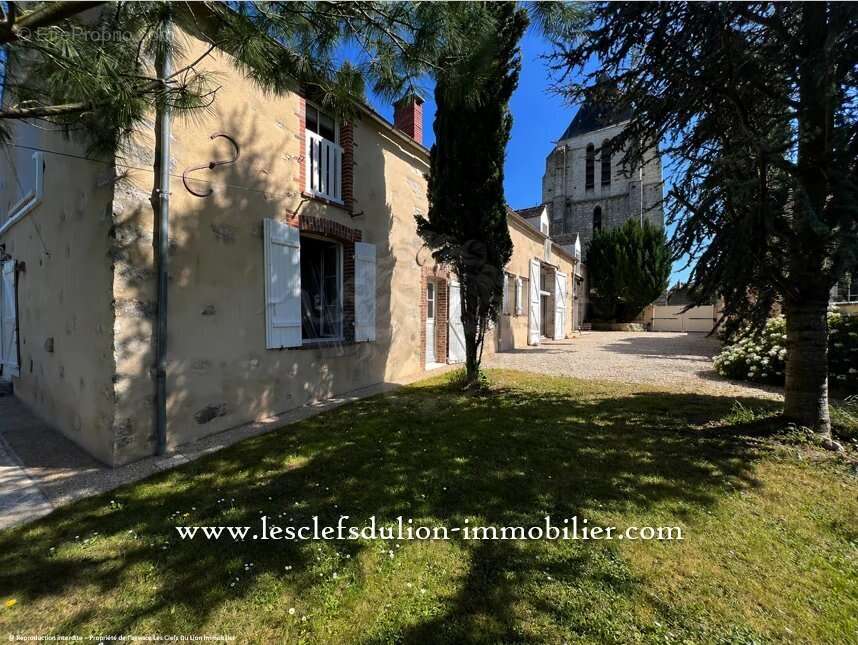 Maison à ECUELLES