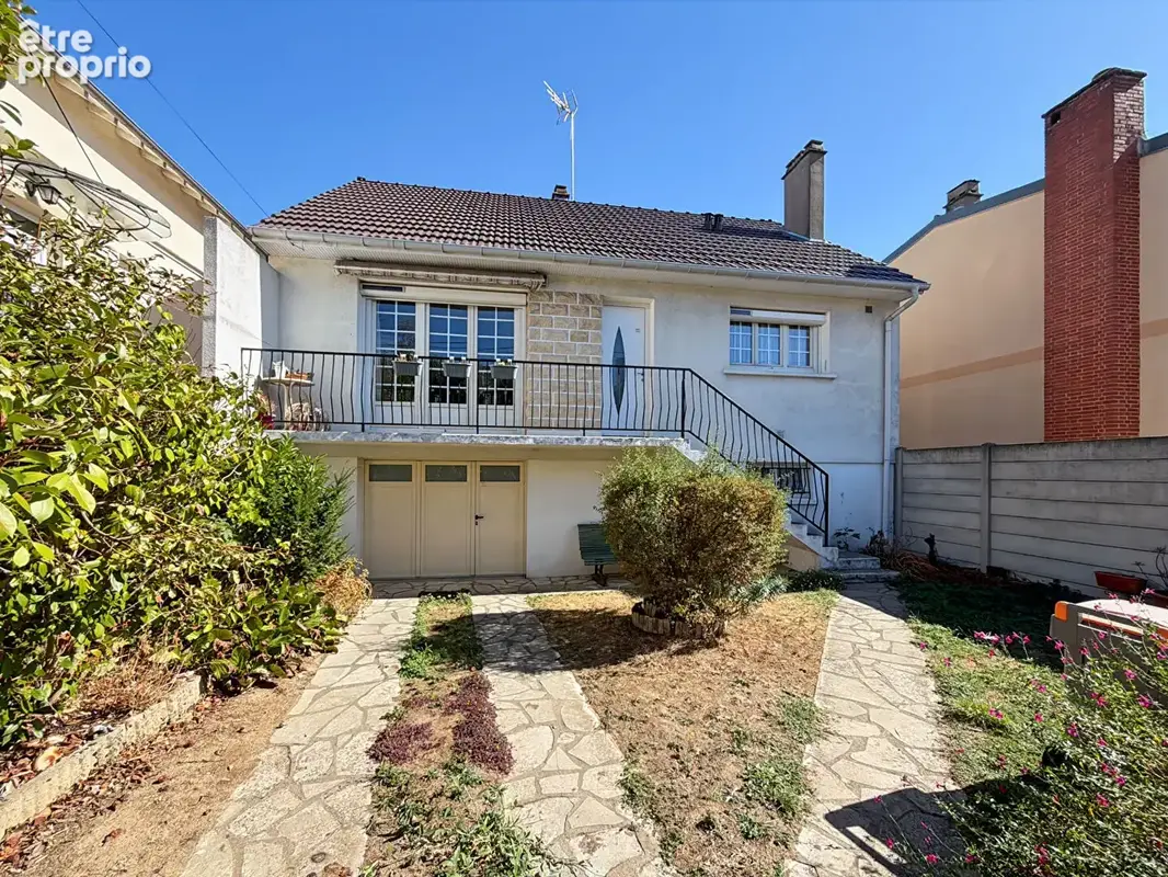 Maison individuelle sur sous-sol total, RIS-ORANGIS. - photo 2