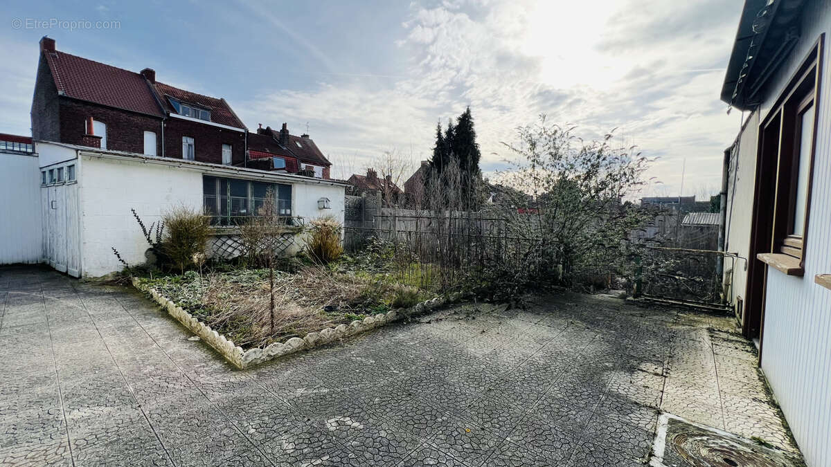 Maison à ANICHE
