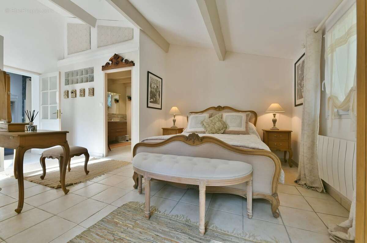 Maison à UZES