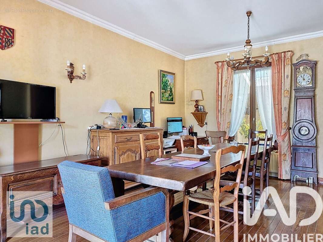 Maison 202 m² à Migennes  - photo 4