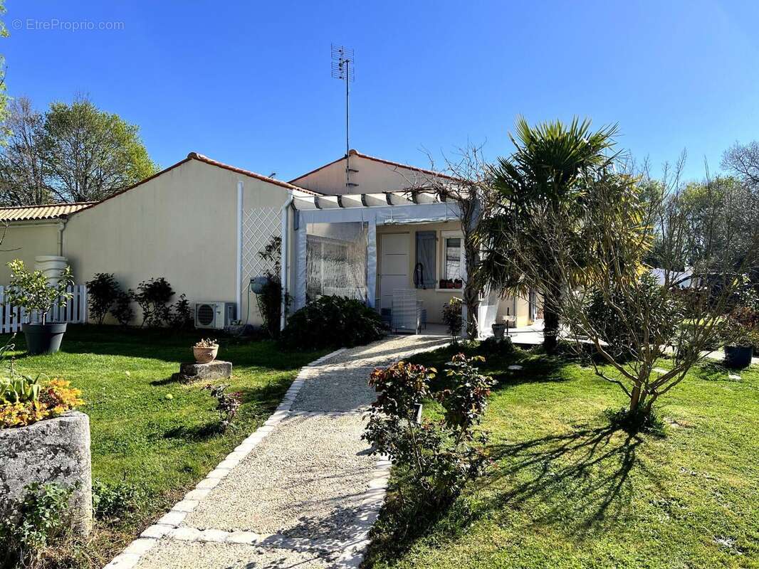 Photo 9 - Maison à LA CHAPELLE-DES-POTS