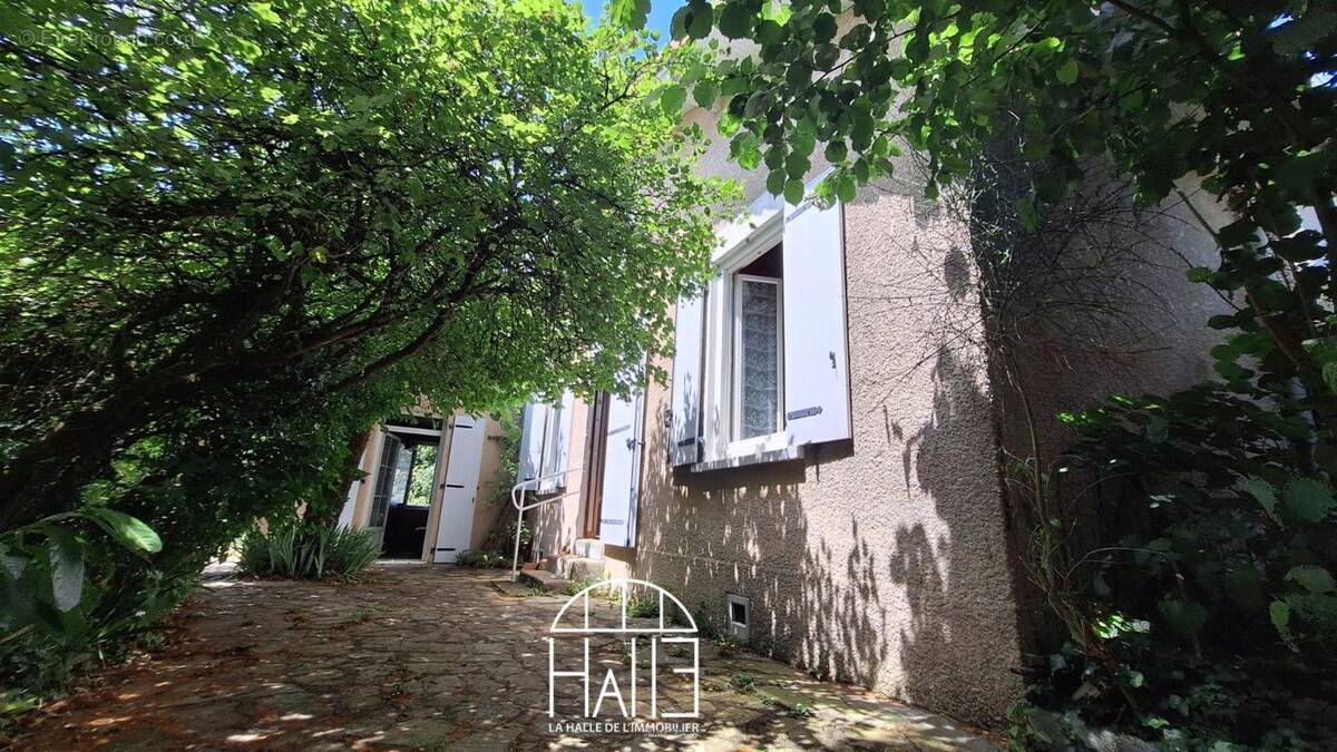 Maison à ROCHECHOUART
