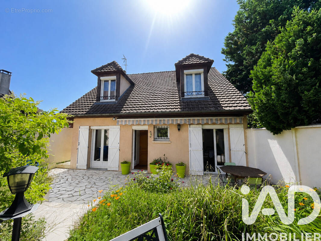 Photo 1 - Maison à MONTESSON
