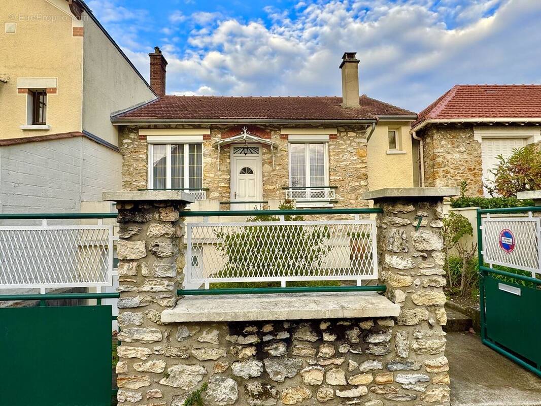 Maison à SAINT-PRIX