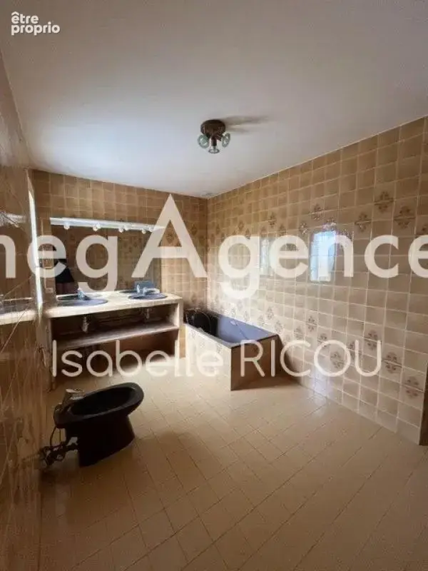 Ensemble immobilier spacieux et calme à 2 km de Marennes centre (17320) - photo 12