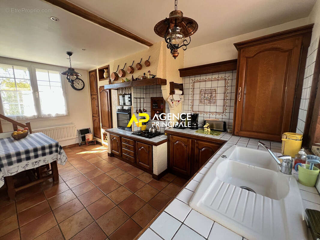 Argenteuil - Secteur des Coteaux  Maison 5 pièces, 3 chambres avec dépendance - photo 7