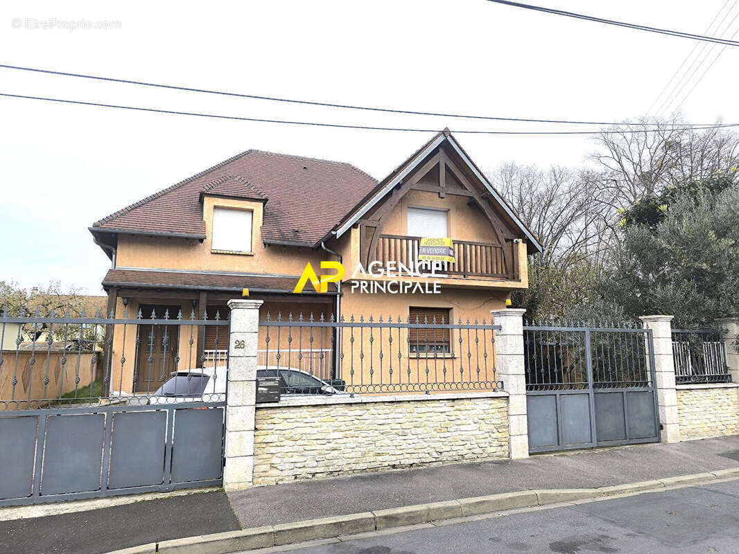 Maison à BEZONS