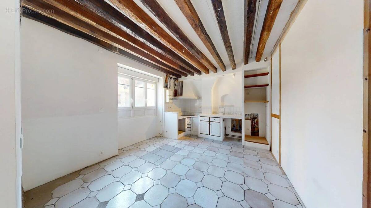 Maison à MISY-SUR-YONNE