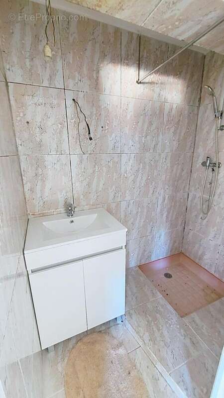 Photo 3 - Appartement à LA VILLE-DU-BOIS