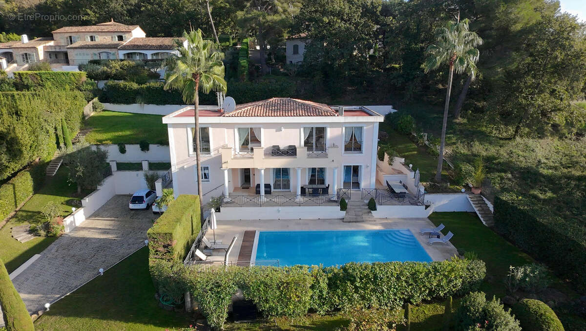 Maison à MOUGINS