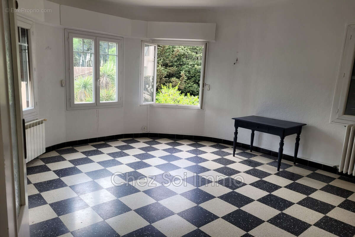 Maison 120 m² à Cagnes-Sur-Mer  - photo 2