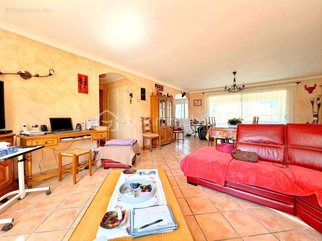 Maison à MARGUERITTES