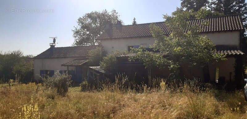 Propriete à vendre 9 pièces Proche de LALBENQUE (46) - photo 16