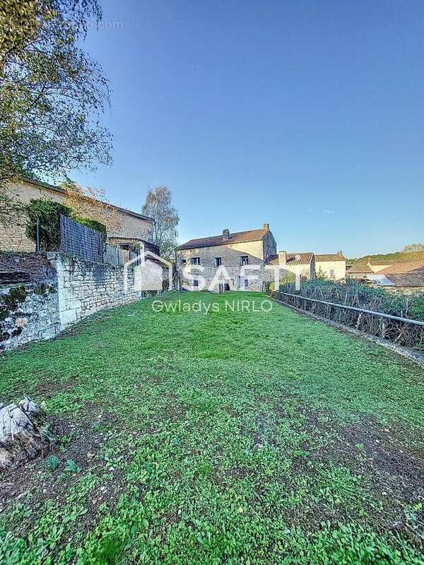 Photo 3 - Maison à TOUVRE