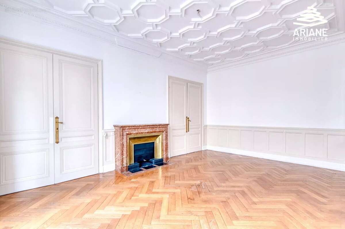 Appartement à LYON-6E