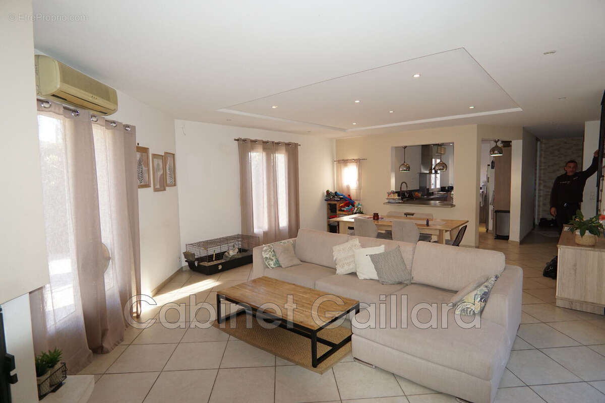 Maison à PEYMEINADE