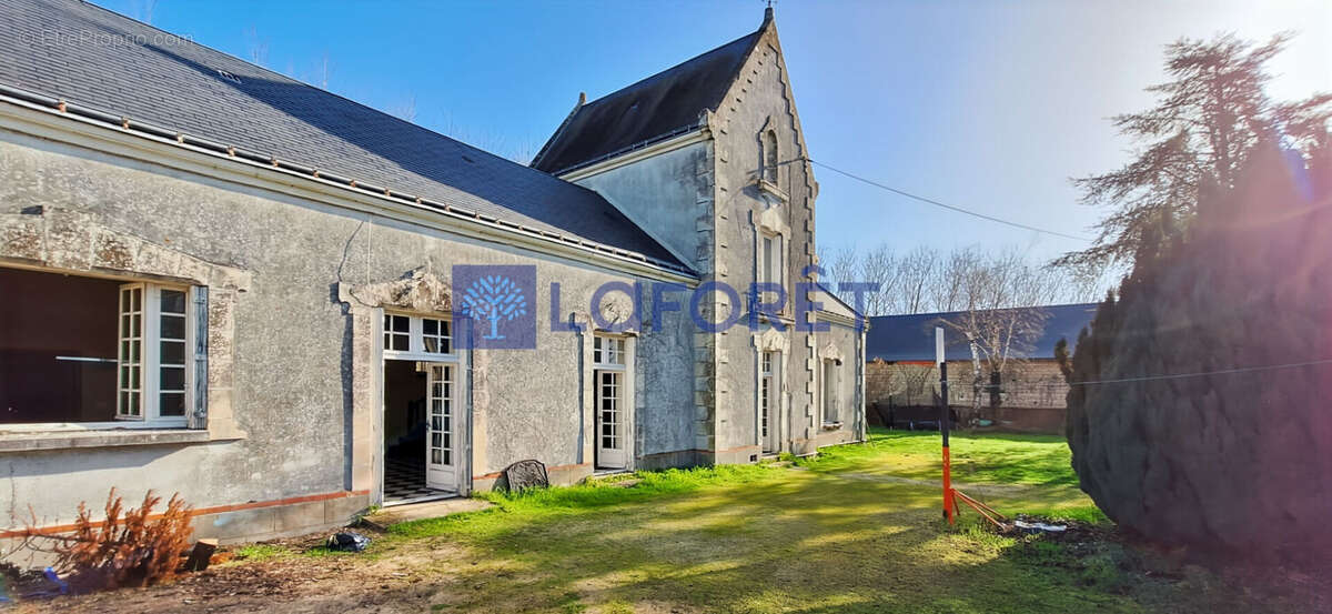 Maison à JAULNAY
