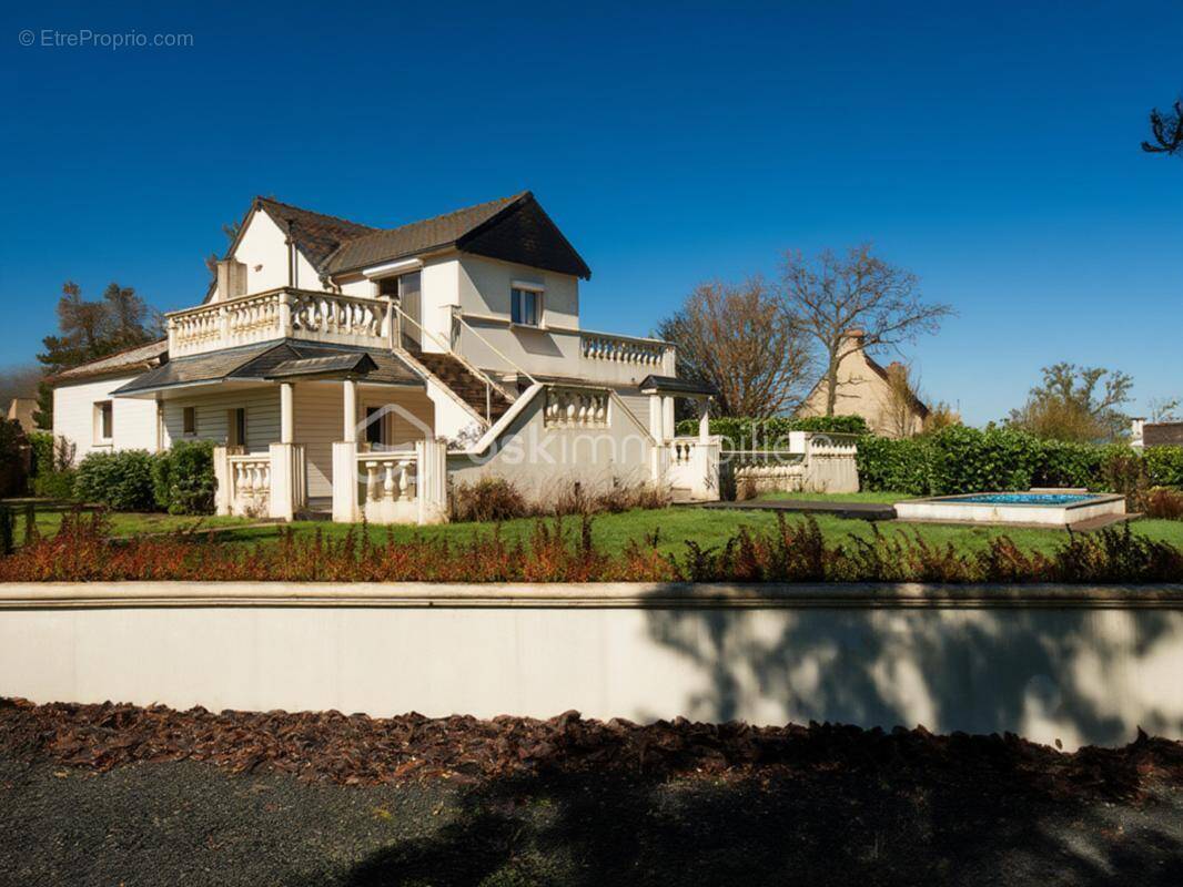 Maison à VILLEDIEU-LES-POELES
