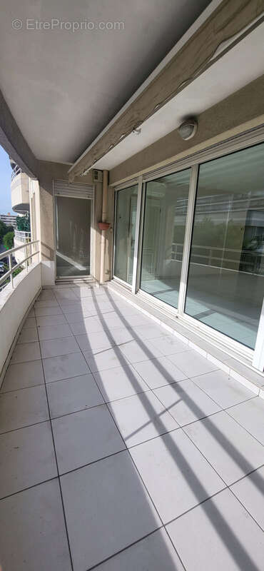 Appartement à MARSEILLE-8E