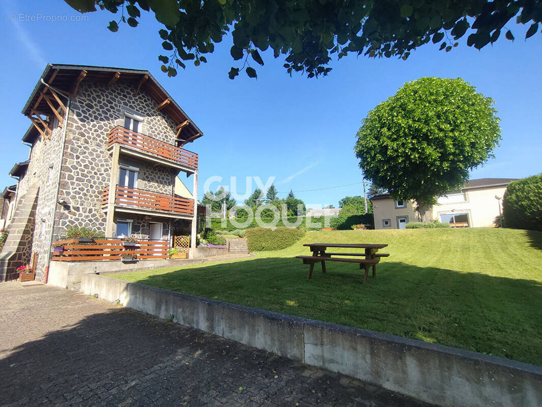 Appartement à AYDAT