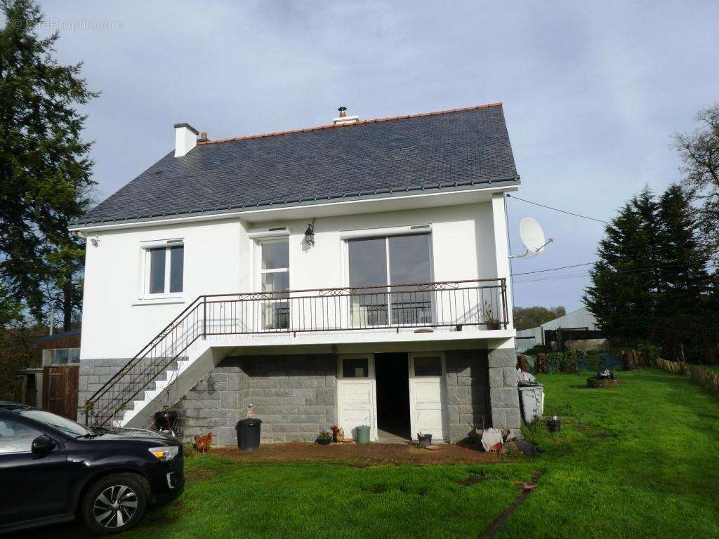 Maison à LOCMALO