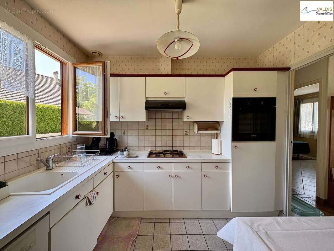 Maison à BRUYERES-ET-MONTBERAULT