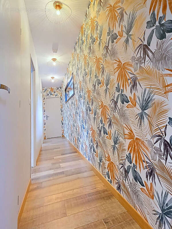 Maison à SAINT-LEGER-DU-BOURG-DENIS