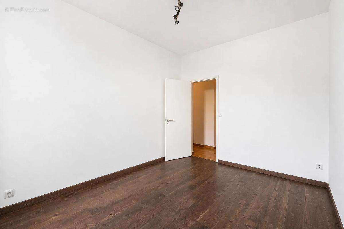 Appartement à MARSEILLE-16E