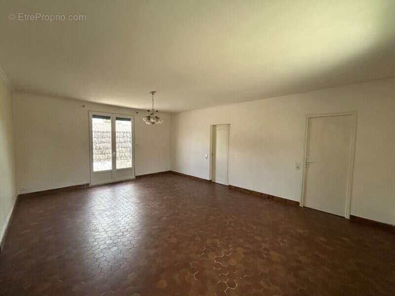 IMMOBILIER DES IV CHEMINS - Maison à VILLAMBLARD
