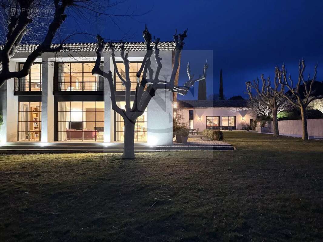 Maison à AIX-EN-PROVENCE