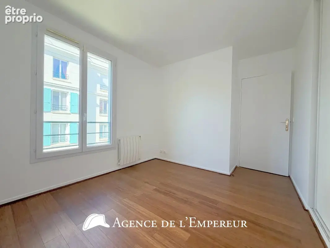 2 pièces de 49 m2 avec terrasse, parking et cave. - photo 13