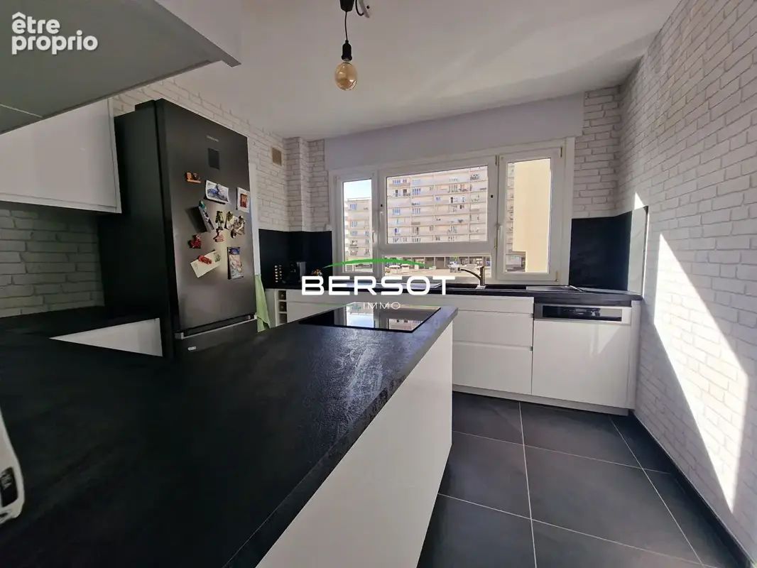 Appartement T4 à Besançon de 92 m² entièrement rénové - photo 13