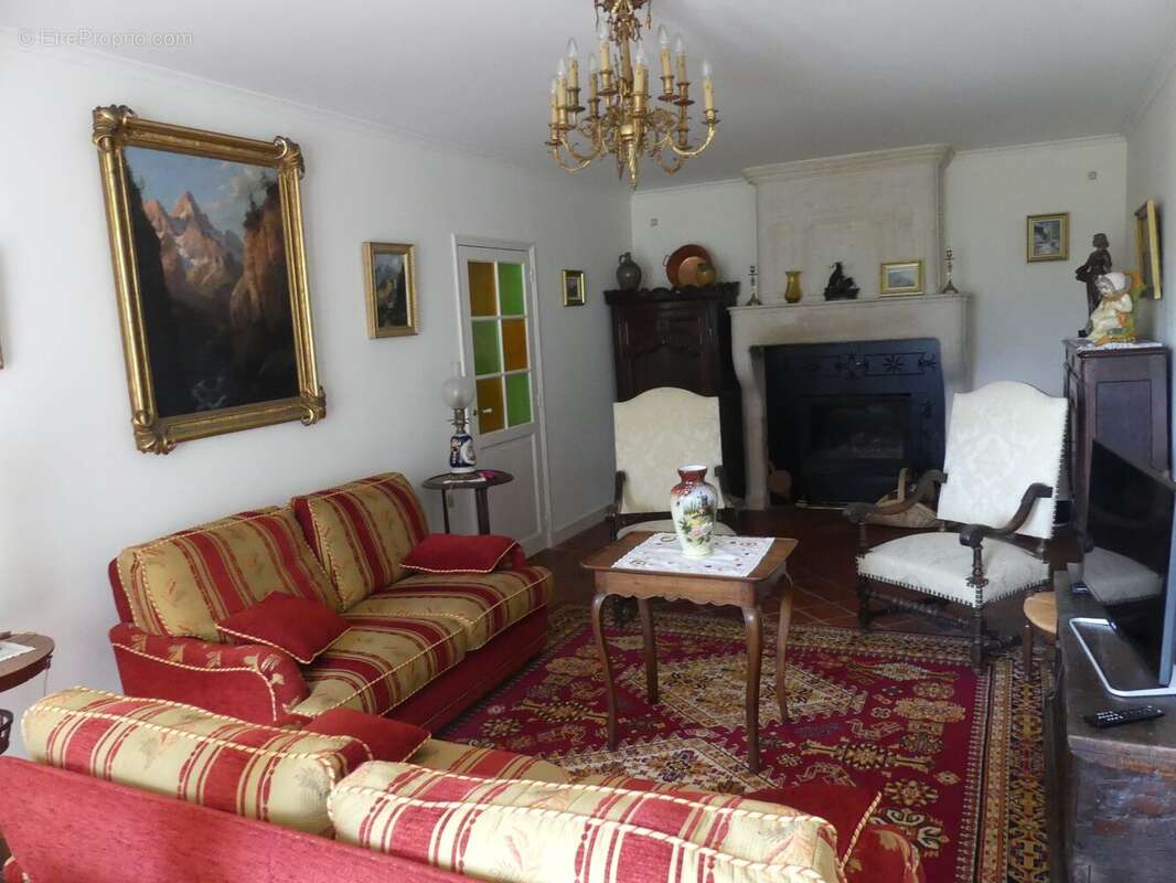 Maison à MONT-DE-GALIE