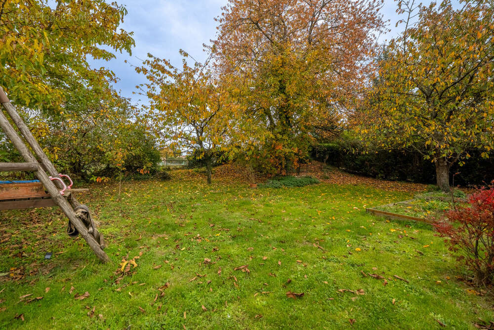 Maison à TACOIGNIERES