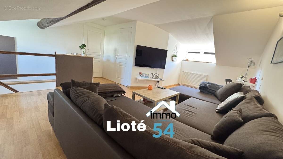 Maison à ROSIERES-AUX-SALINES