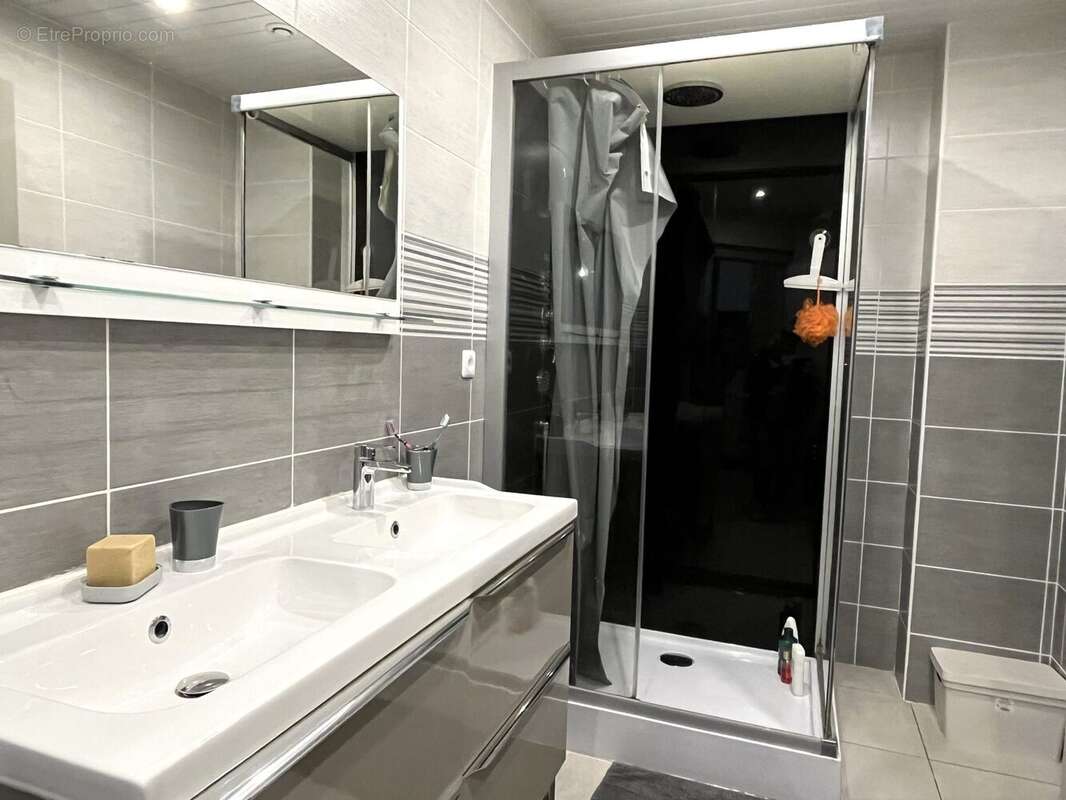Maison 320 m² à Lorquin  - photo 9