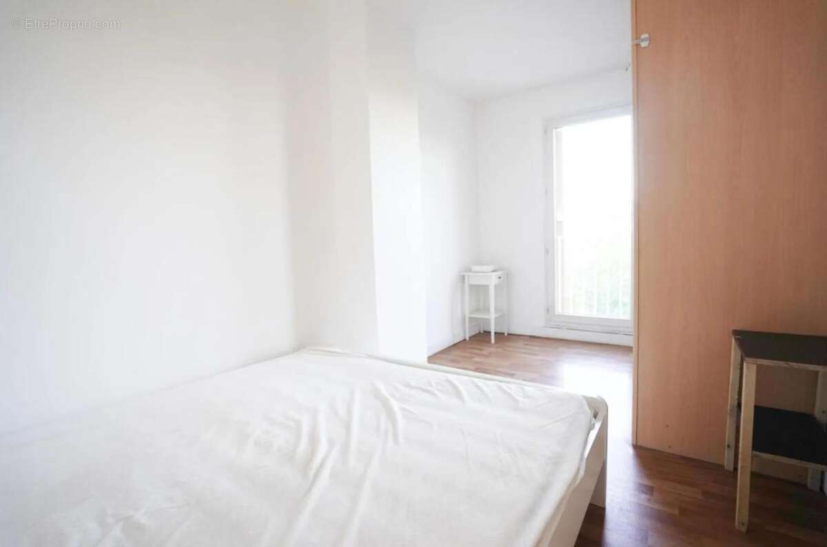 Appartement à FRESNES