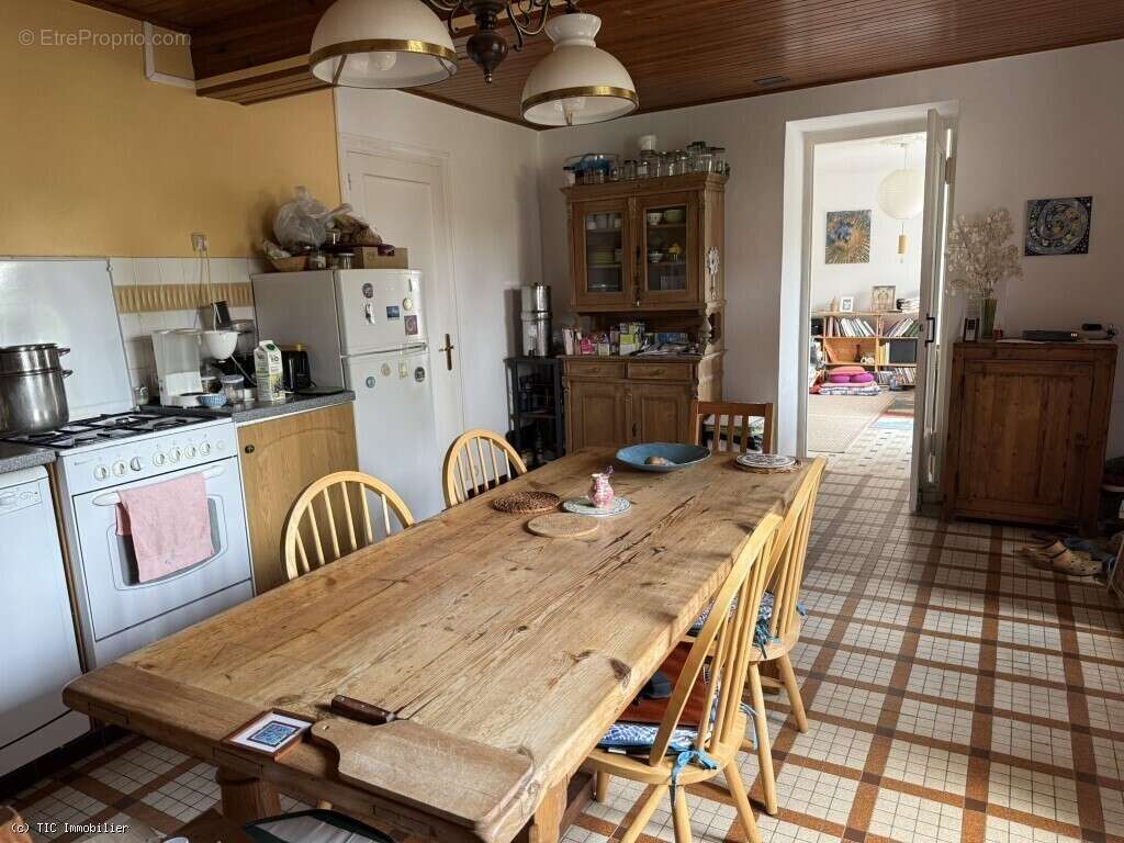 Charmante Maison En Pierre Du XIXe Siècle Avec Vue Sur La Campagne - photo 7