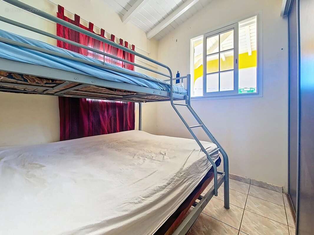 Maison à PETIT-BOURG