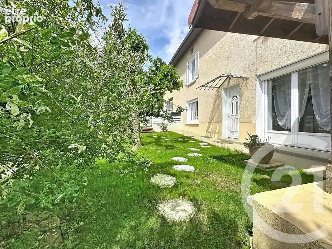 Maison 153 m² à Les Cotes-D'arey  - photo 2