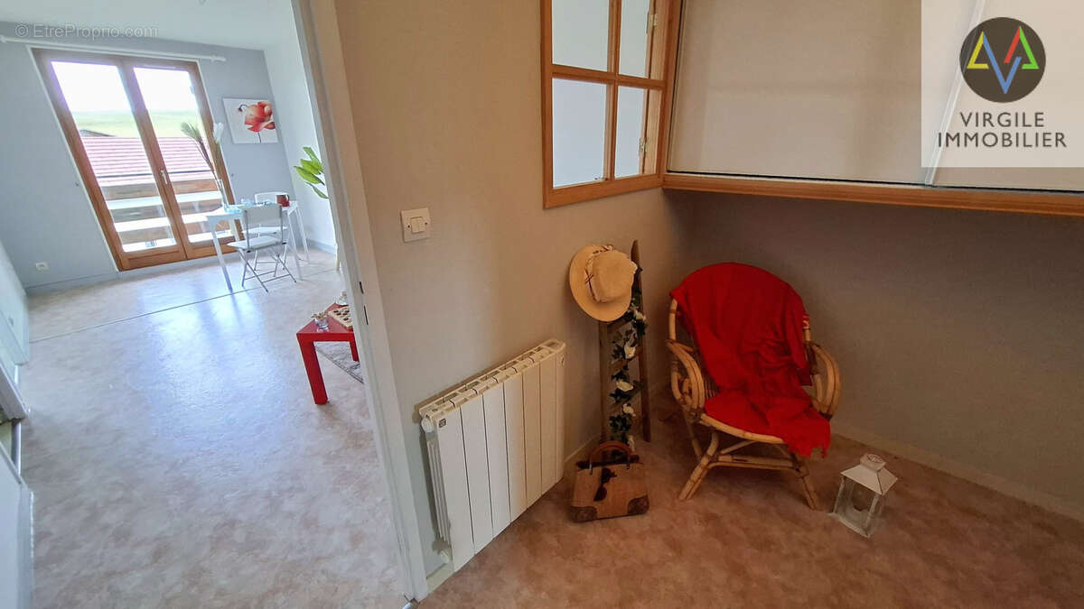 Appartement à LES HOPITAUX-VIEUX