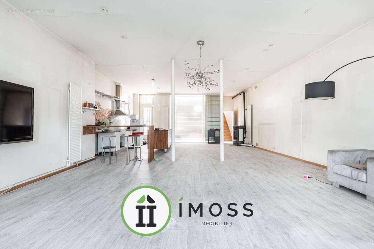Appartement 128 m² à Paris-18e  - photo 4